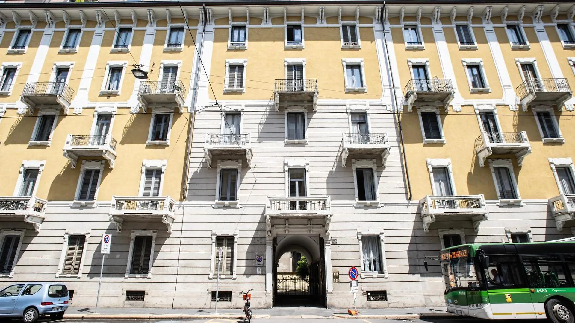 L'Arche Comfort&Relax - Suite On University Street ميلان 0*,  إيطاليا