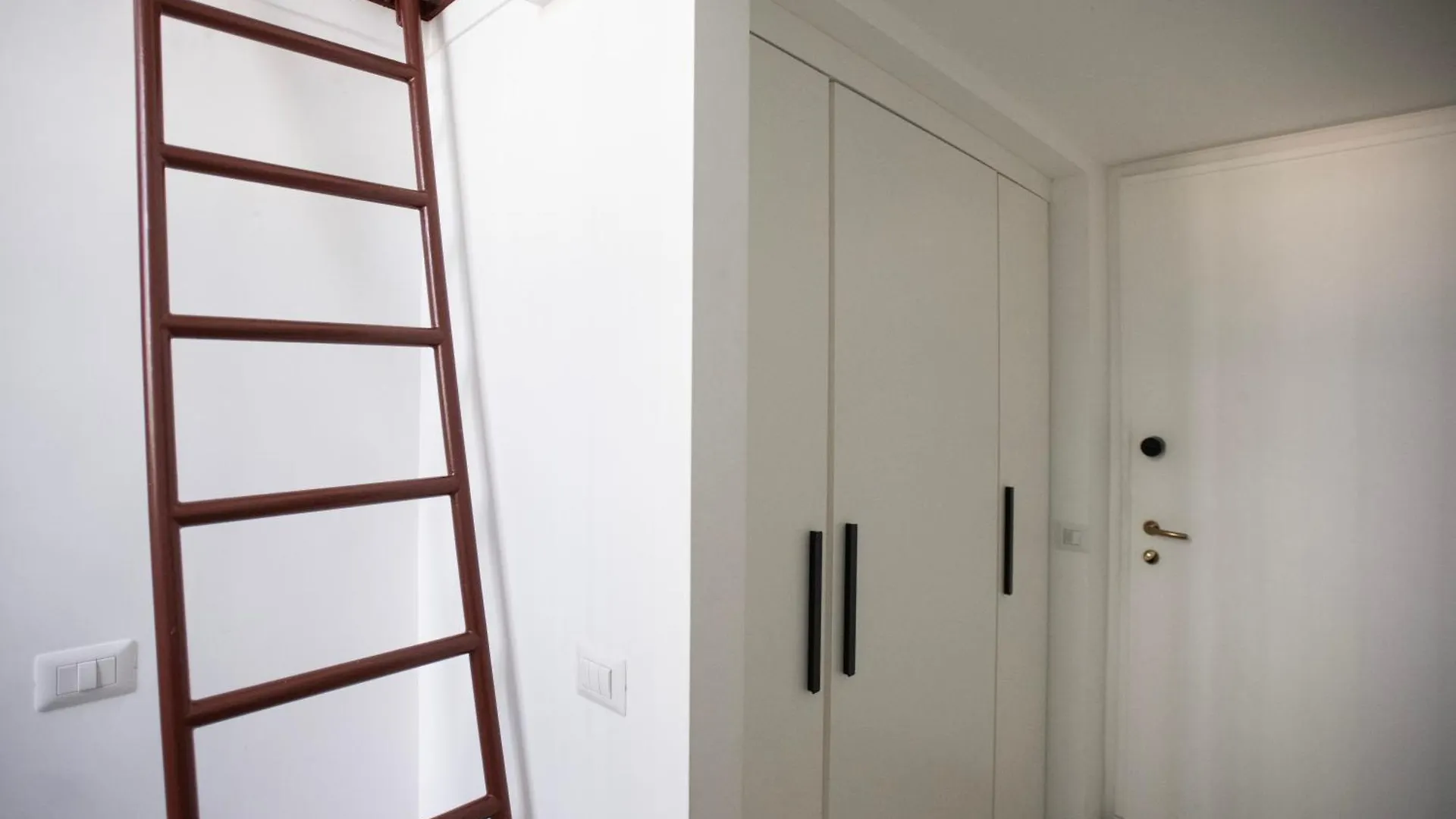 L'Arche Comfort&Relax - Suite On University Street Milan
