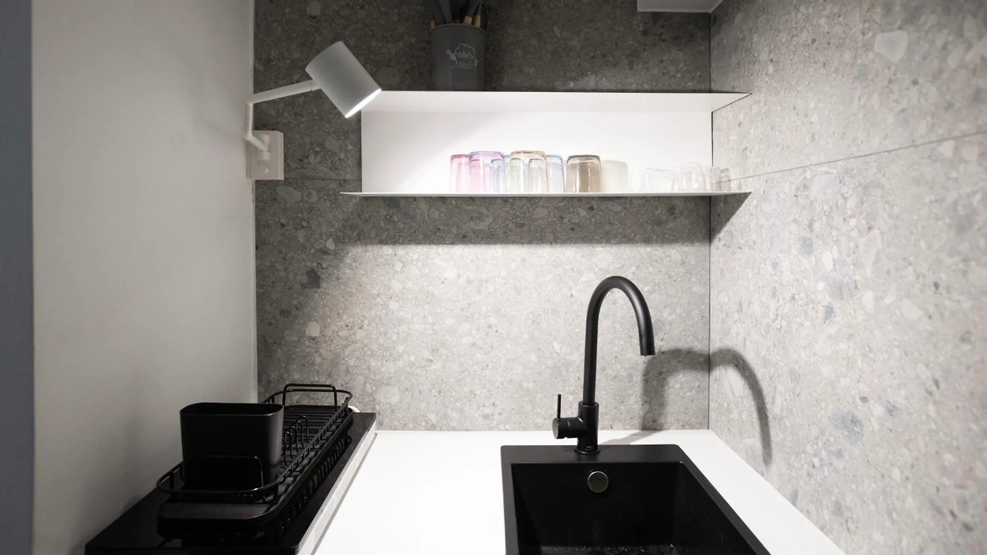 Apartment L'Arche Comfort&Relax - Suite On University Street Milan